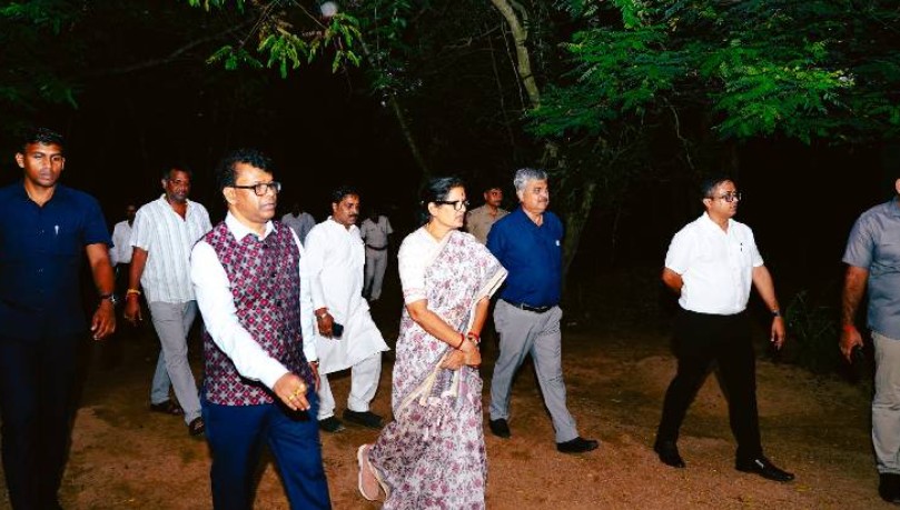 Dy CM Pravati Parida Reviews Visitor Facilities at Nandankanan
